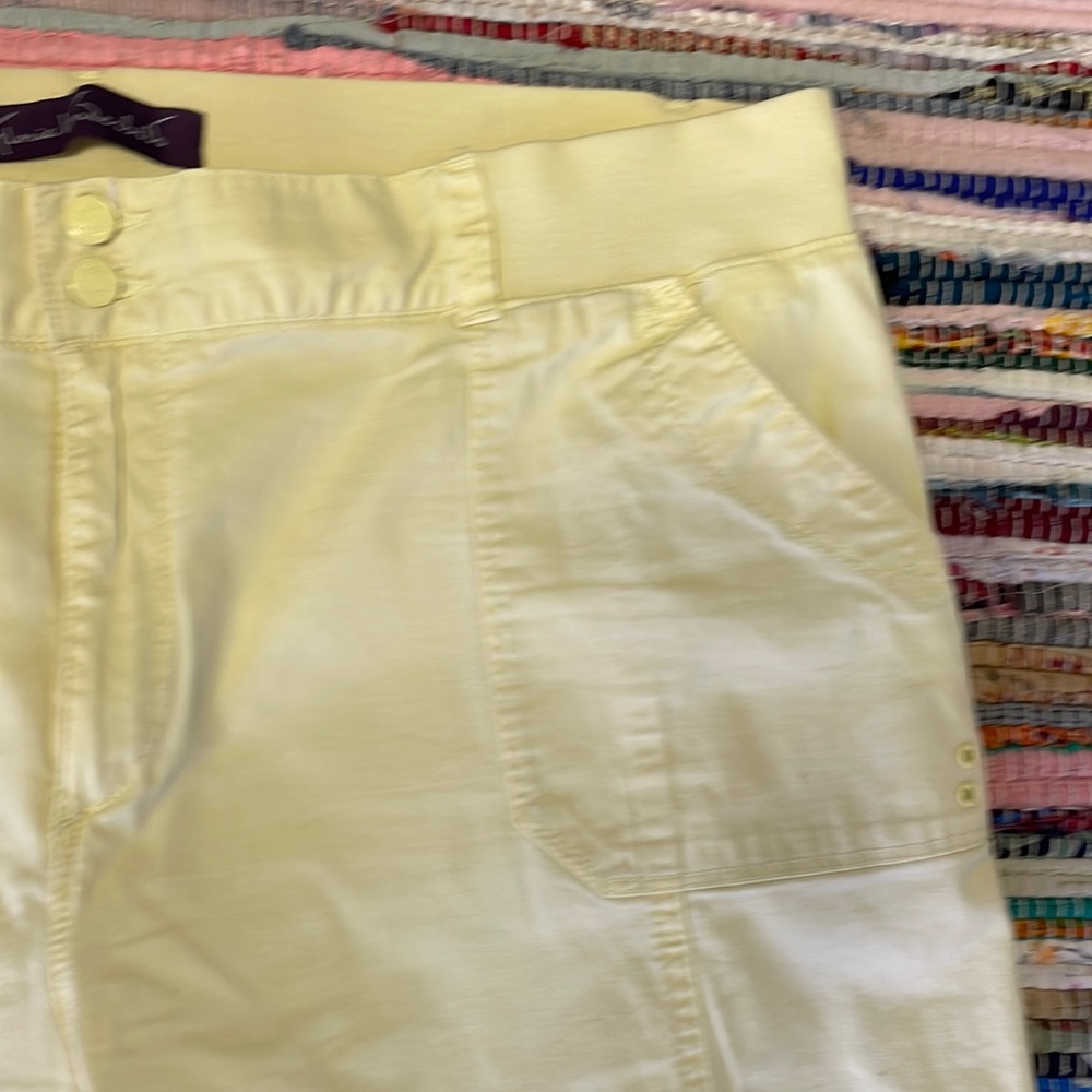 Gloria Vanderbilt Yellow Cargo Capri Pants #+1816 - Picture 5 of 15